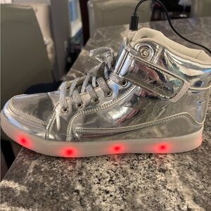 IGxx LED Silver Light Up Sneaker